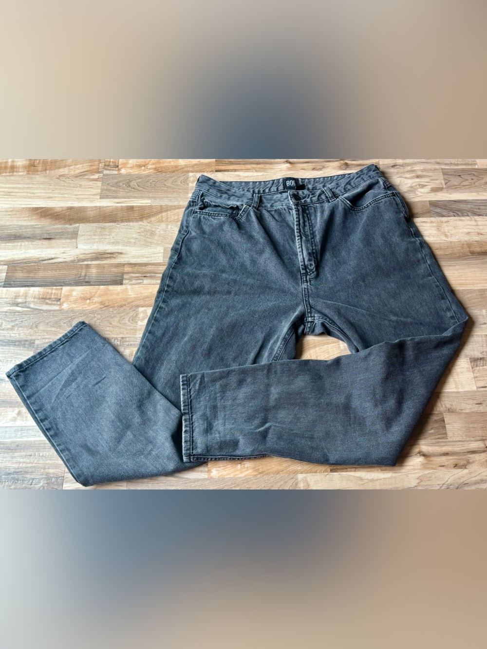 BDG Urban Outfitters Women's Mom High-Rise Jeans Washed Black Retro Grunge 32 - Picture 10 of 12